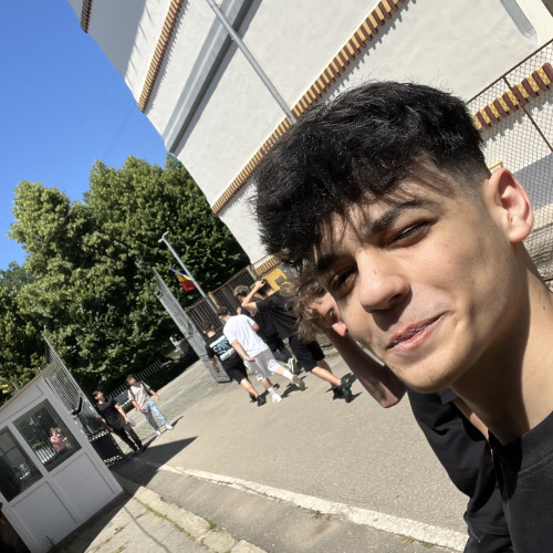 Alixien P. profile photo