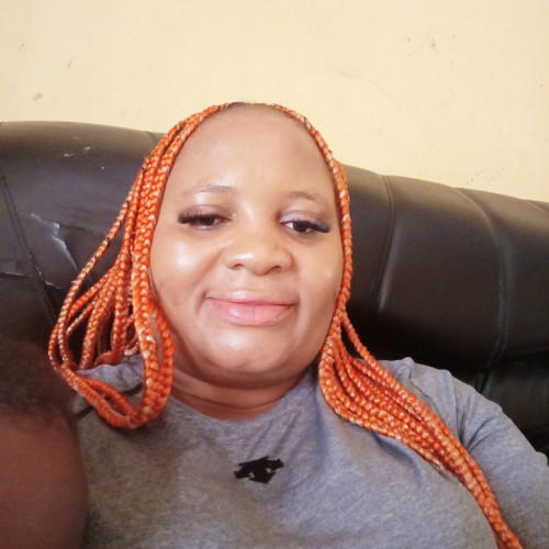Esther O. profile photo