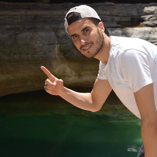 bouzar r. profile photo