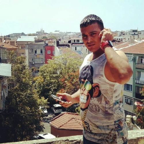 Arash E. profile photo