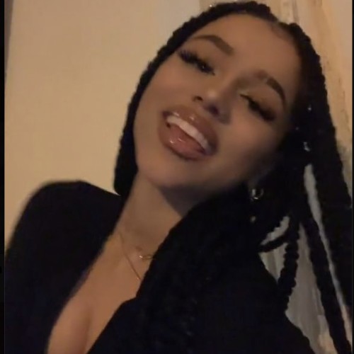Chloe B. profile photo