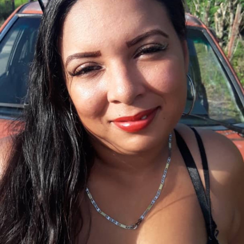 Karolaine R. profile photo
