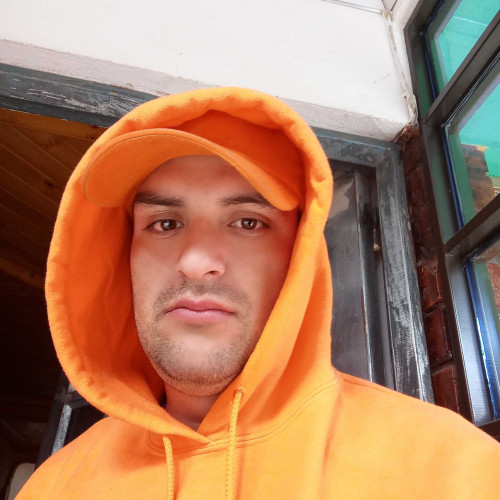 luis R.