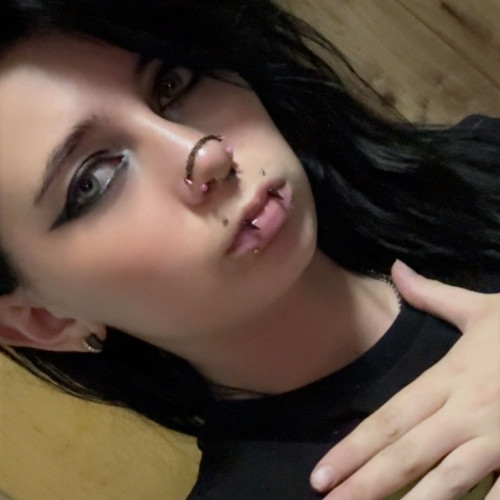 Vee C. profile photo
