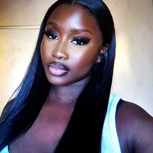 Naomi D. profile photo