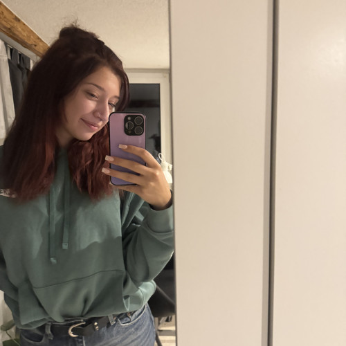 Sydney M. profile photo