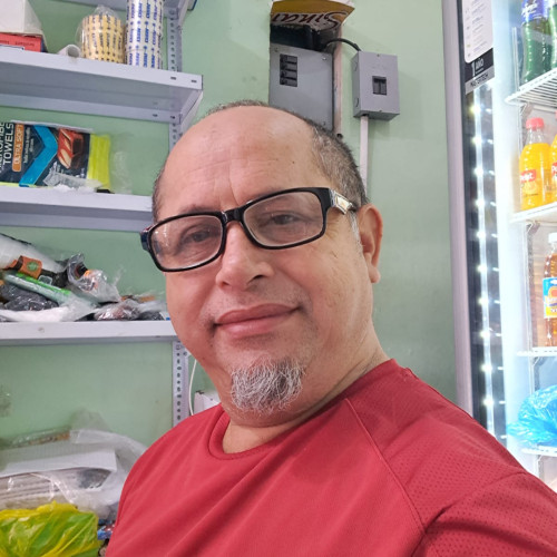 SALVADOR  G. profile photo