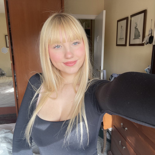 violet f. profile photo