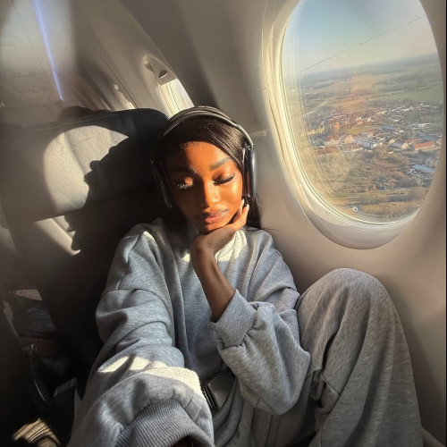 Laube O. profile photo