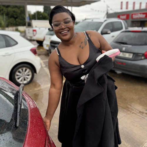 zodwa zee n. profile photo