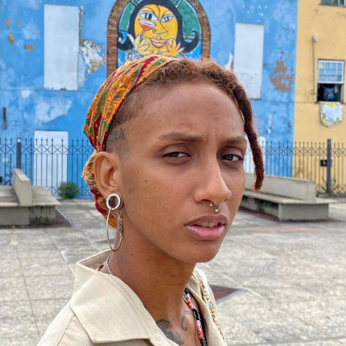 thayanne c.
