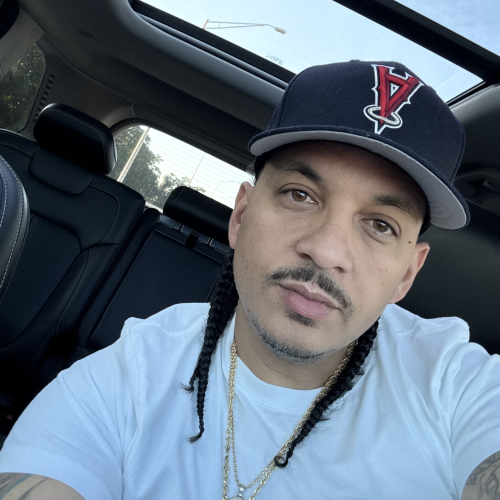 Jes h. profile photo