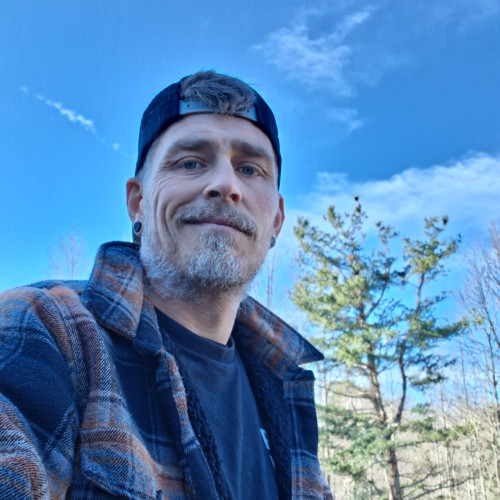 Stevie  Y. profile photo
