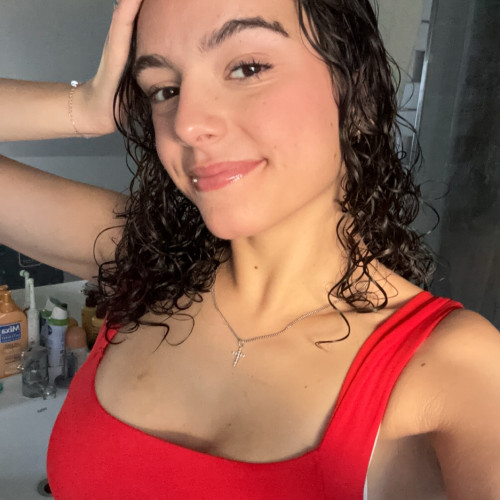 Maena B. profile photo