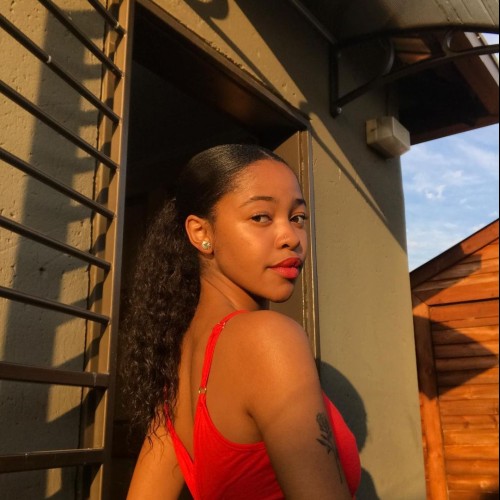 Nelly P.