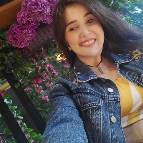 Araya L.