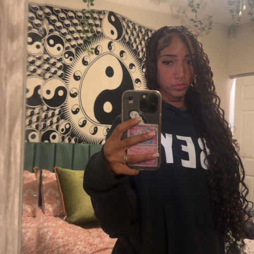 Layla M. profile photo