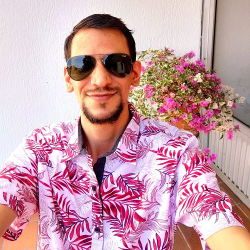 camilo r. profile photo
