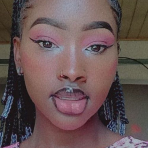 Fay M. profile photo