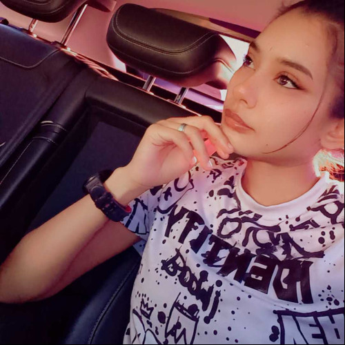 Jadine b. profile photo