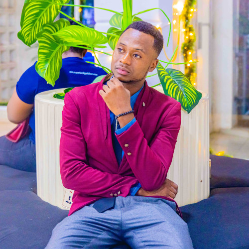 Nasho m. profile photo