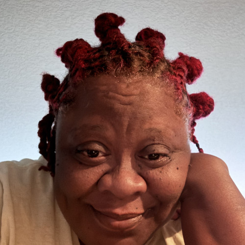 Leslie H. profile photo