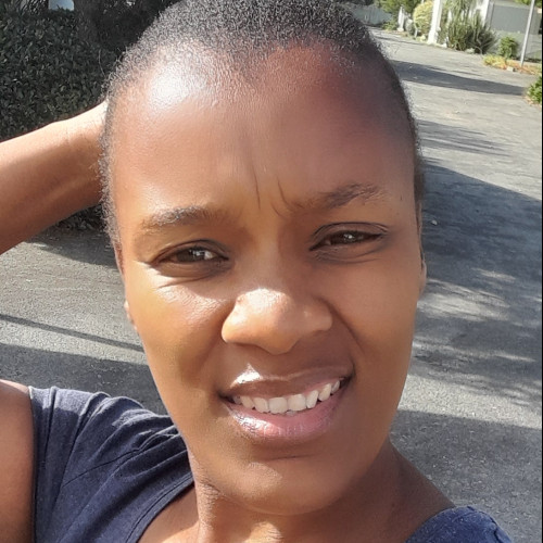 bukelwa  r. profile photo