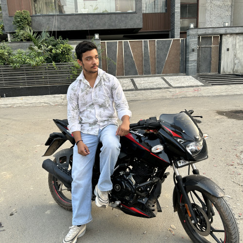 yash d. profile photo