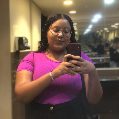 isabely R. profile photo