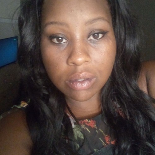 Daveisha  B.