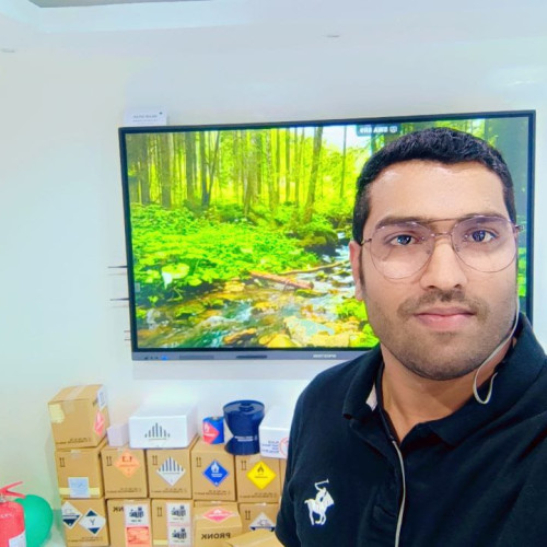 Manu R. profile photo