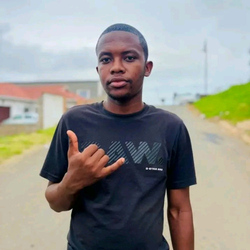 Luyanda G. profile photo