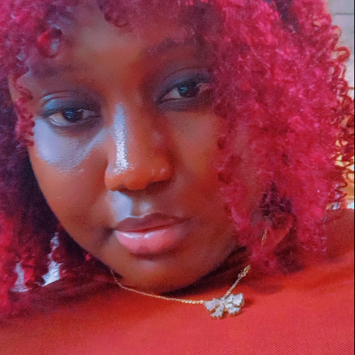ChiChi  E. profile photo