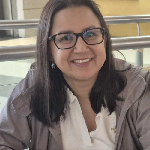 paola l. profile photo