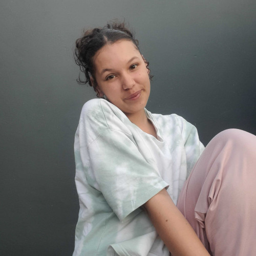 aurolia l. profile photo