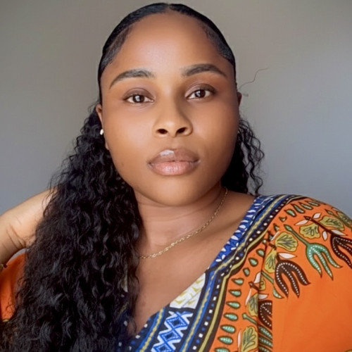 Deedee M. profile photo