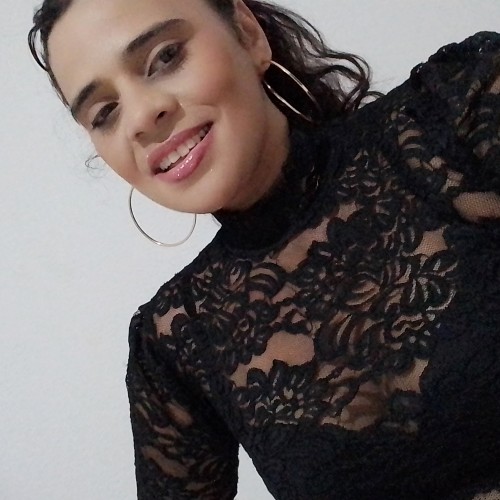alessandra q. profile photo