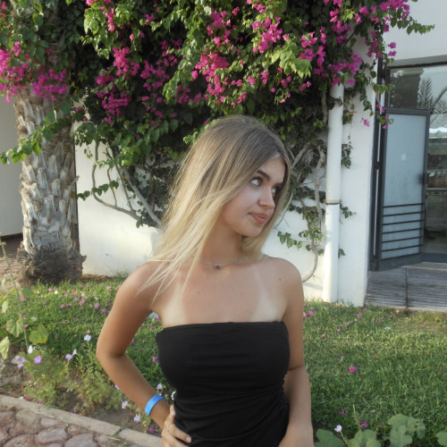 Laura z. profile photo