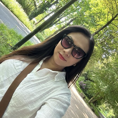 Liz R. profile photo