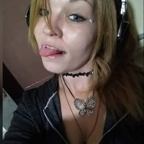 Lexi R.