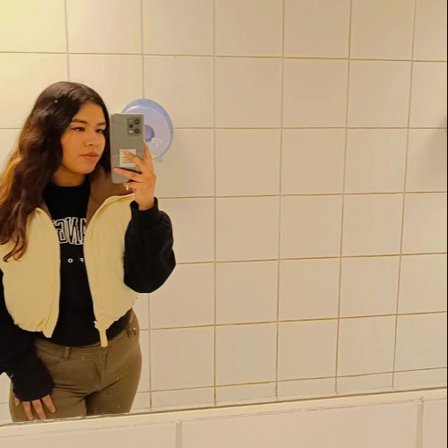 Elizabeth  M. profile photo