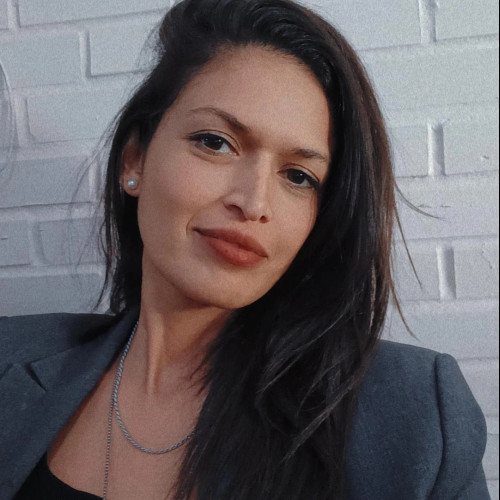 Isa L. profile photo