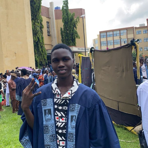 Uthman  L. profile photo