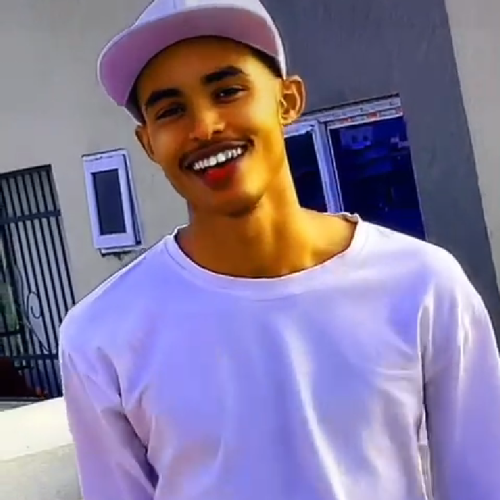 Ali S.