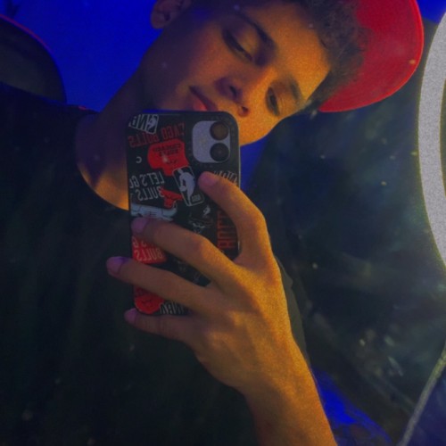 Angel L. profile photo