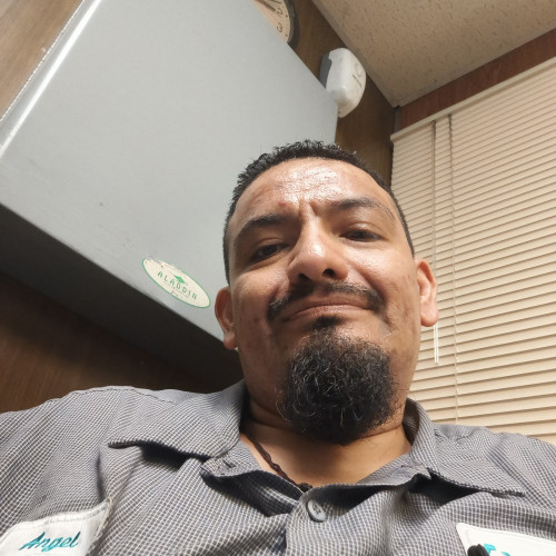 Angel R. profile photo
