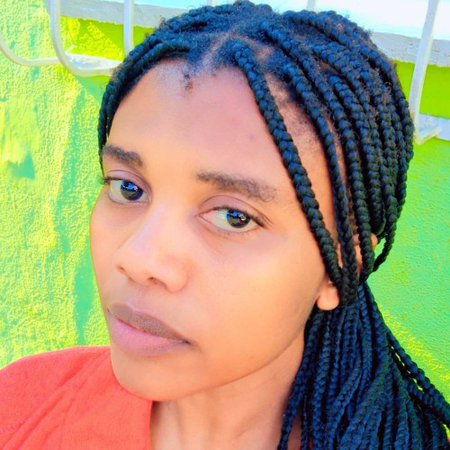 Mimie M. profile photo