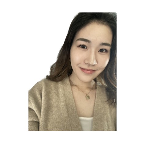 Naomi K. profile photo