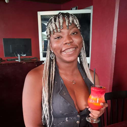 Sacki C. profile photo