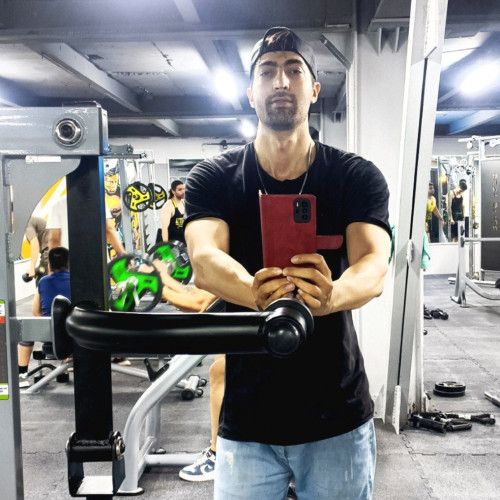 Alireza J.